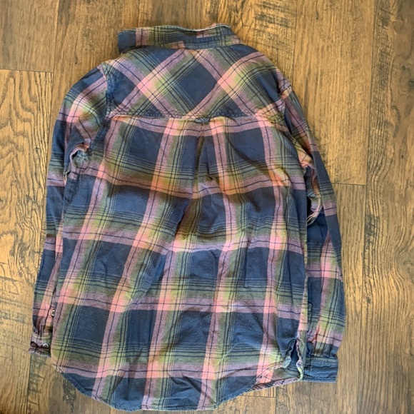 BDG plaid shirts - Picture 3 of 4
